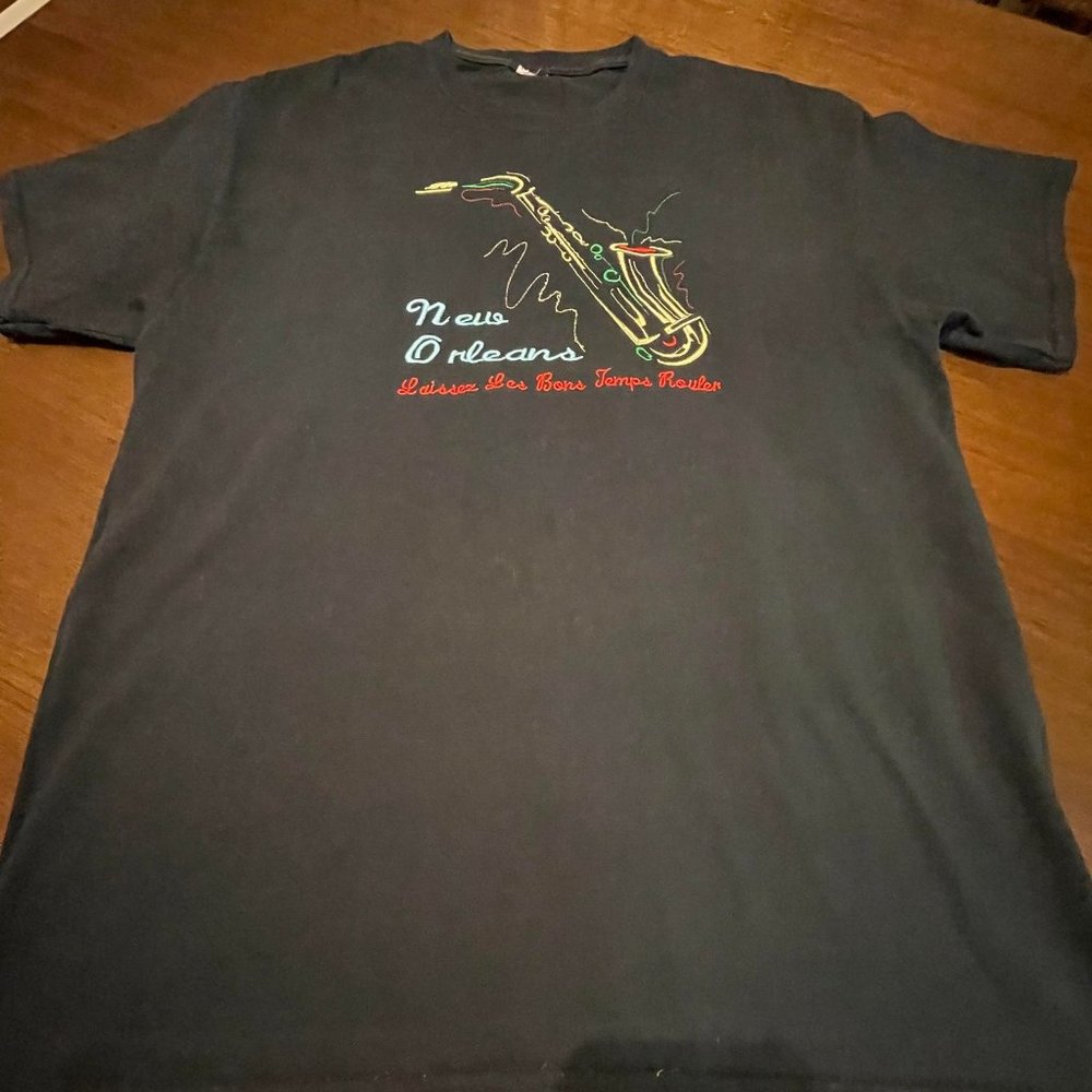 New Orleans French Quarter Bourbon Street Vintage Saxophone Jazz Band ShirtSizeL